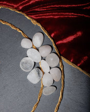 Load image into Gallery viewer, Milky Quartz