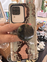 Load image into Gallery viewer, Labradorite