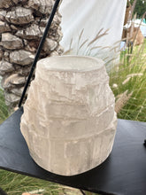 Load image into Gallery viewer, Selenite